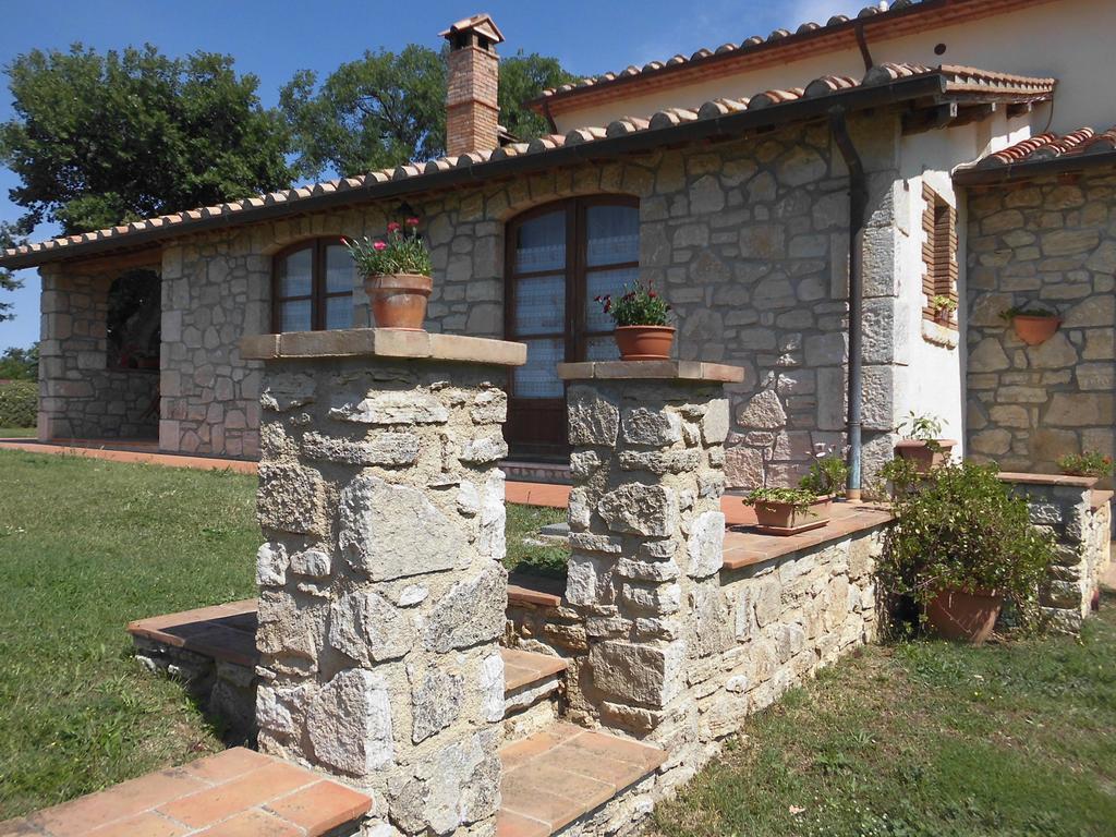 Agriturismo La Castellina Saturnia Luaran gambar